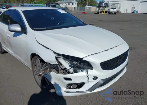 2017 Volvo S60 T6 R-Design Platinum from USA, damaged, VIN YV149MTS8H2432907